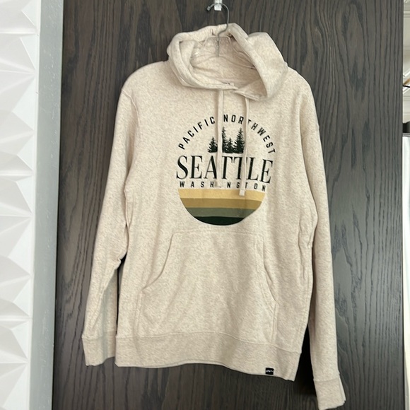 NWT- unisex MEDIA hoodie-Pacific Northwest, Seattle, Washington logo - Picture 1 of 5